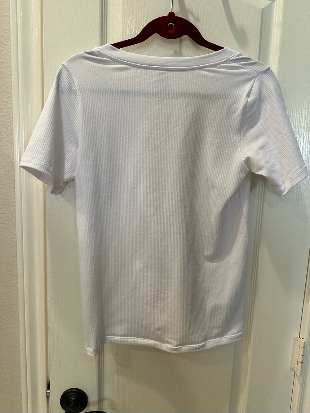 Athleta White Ribbed V-Neck Top - Picture 4 of 4